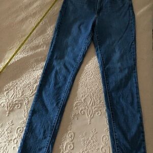 Levi’s 721 High Rise Skinny jeans size 28 Classic Blue Women's Jeans